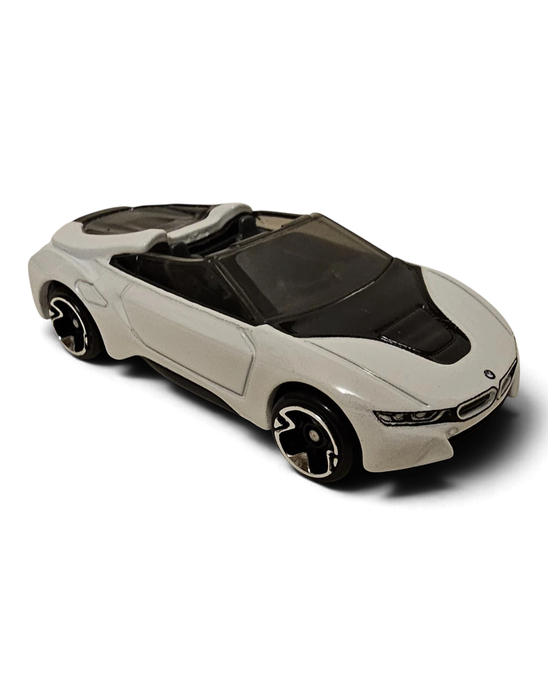 VaultifyUK Hot Wheels pearl white BMW i8 Roadster die-cast toy car with black roof and turbine-style wheels