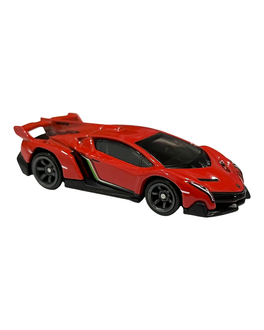 VaultifyUK Hot Wheels red Lamborghini Veneno die-cast car with Italian tricolour stripes and premium wheels.