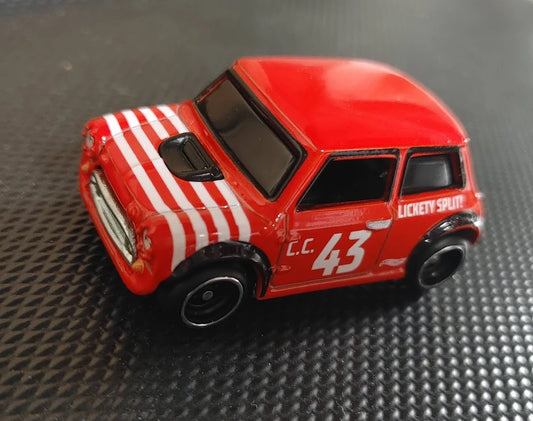 Hot Wheels Premium | Car Culture | Morris Mini & '67 Austin Mini Pickup | 1:64