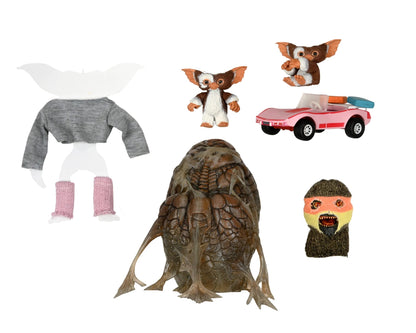 NECA Gremlins 1984 Accessory Set | Gizmo Mini Figures, Cocoon & Pink Car | Movie Collectable
