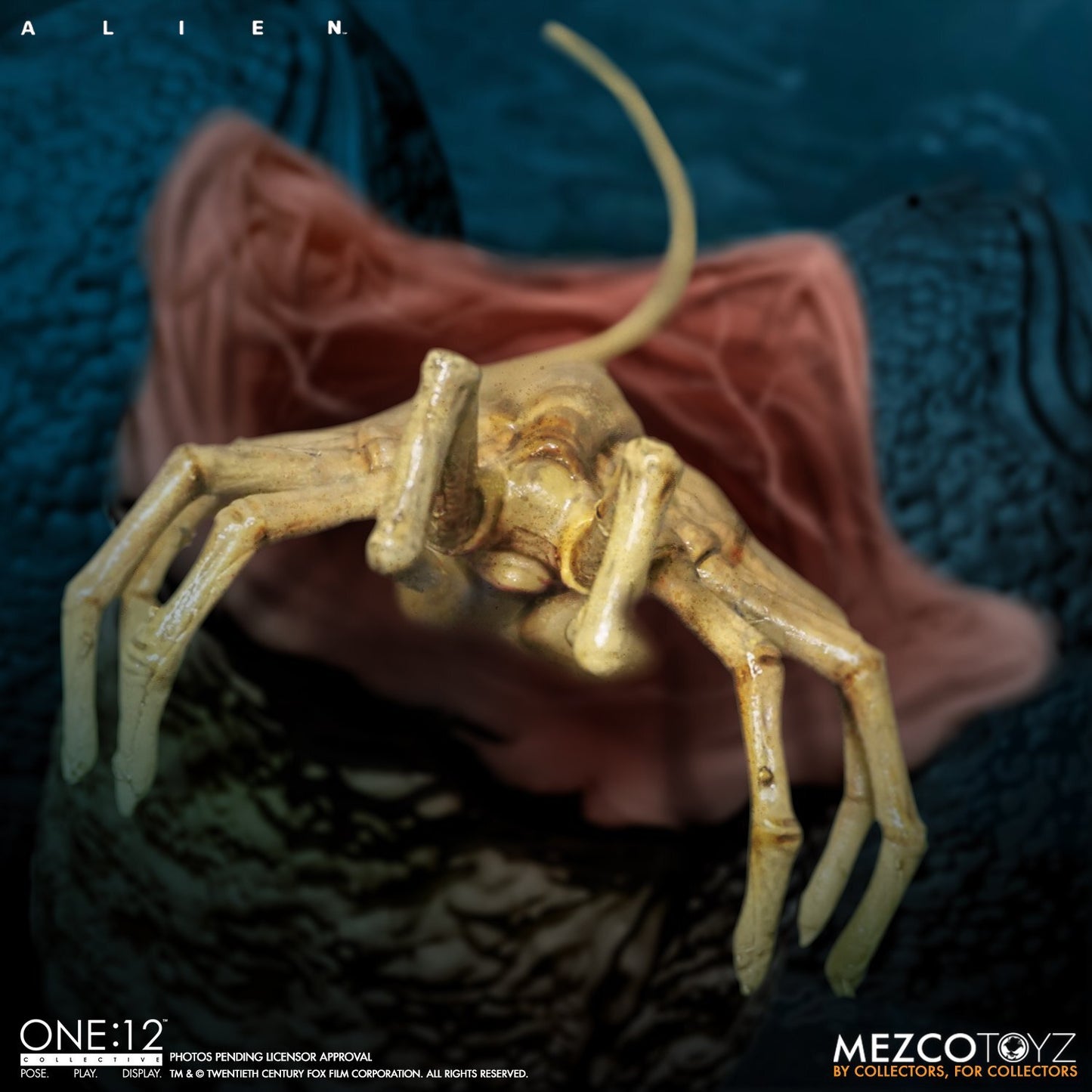 Mezco One:12 Collective Alien | 7” Xenomorph Action Figure | Movie Collectable
