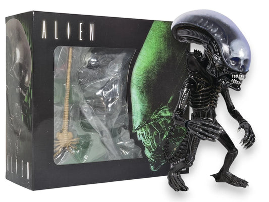 Mezco Designer Series Alien | 7” Xenomorph Action Figure | Sci-Fi Collectable