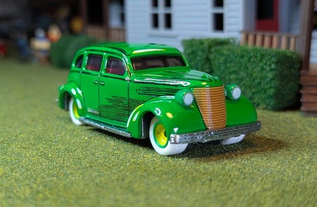 Hot Wheels Premium Pop Culture | DC Action Comics | Action Sedan