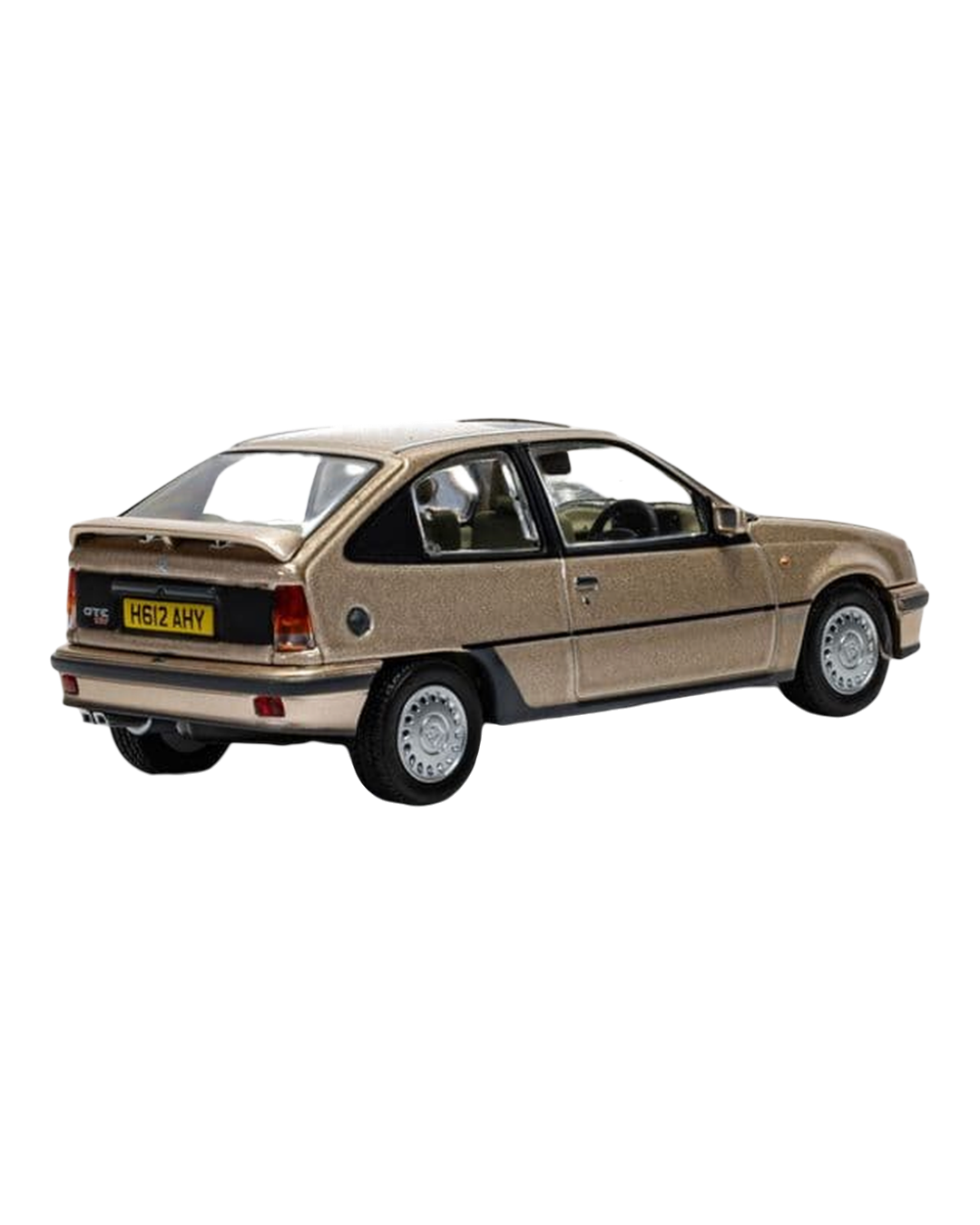 Corgi Vanguards 1:43 Vauxhall Astra Mk2 GTE 16V die-cast model in Rembrandt Silver with sunroof, rear three-quarter view