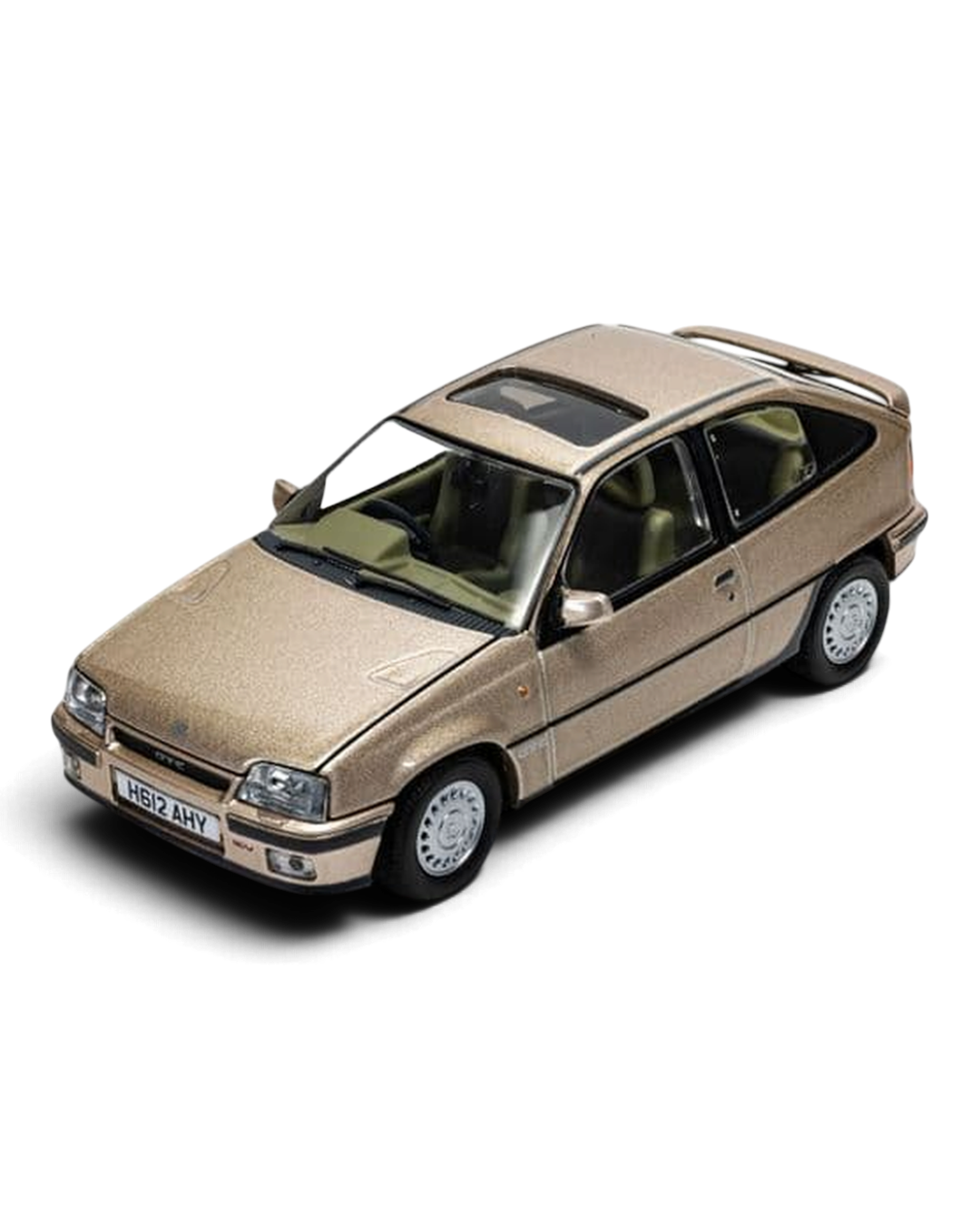 Corgi Vanguards 1:43 Vauxhall Astra Mk2 GTE 16V die-cast model in Rembrandt Silver with sunroof, high front view