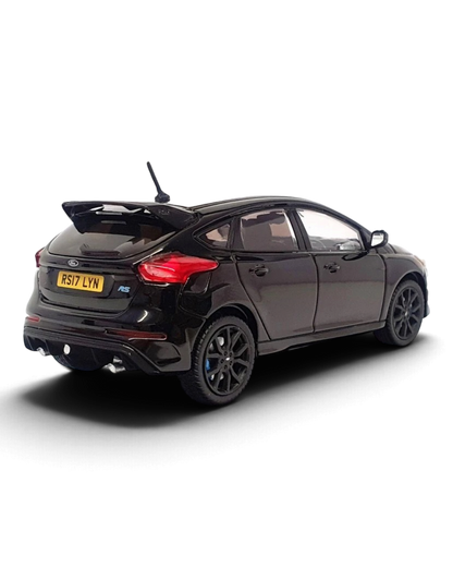 VaultifyUK Corgi Vanguards 1:43 scale Ford Focus Mk3 RS model car in Shadow Black with RS17 LYN number plate