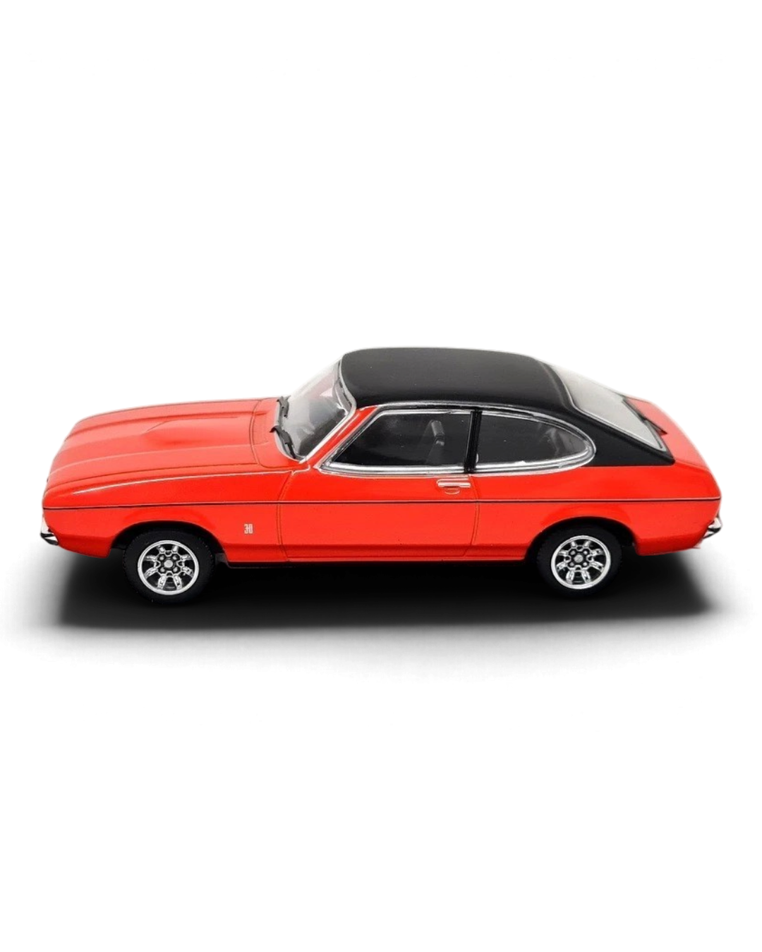 VaultifyUK Corgi Vanguards 1:43 scale Ford Capri Mk2 3-Litre Ghia model car in Sebring Red with a black roof.