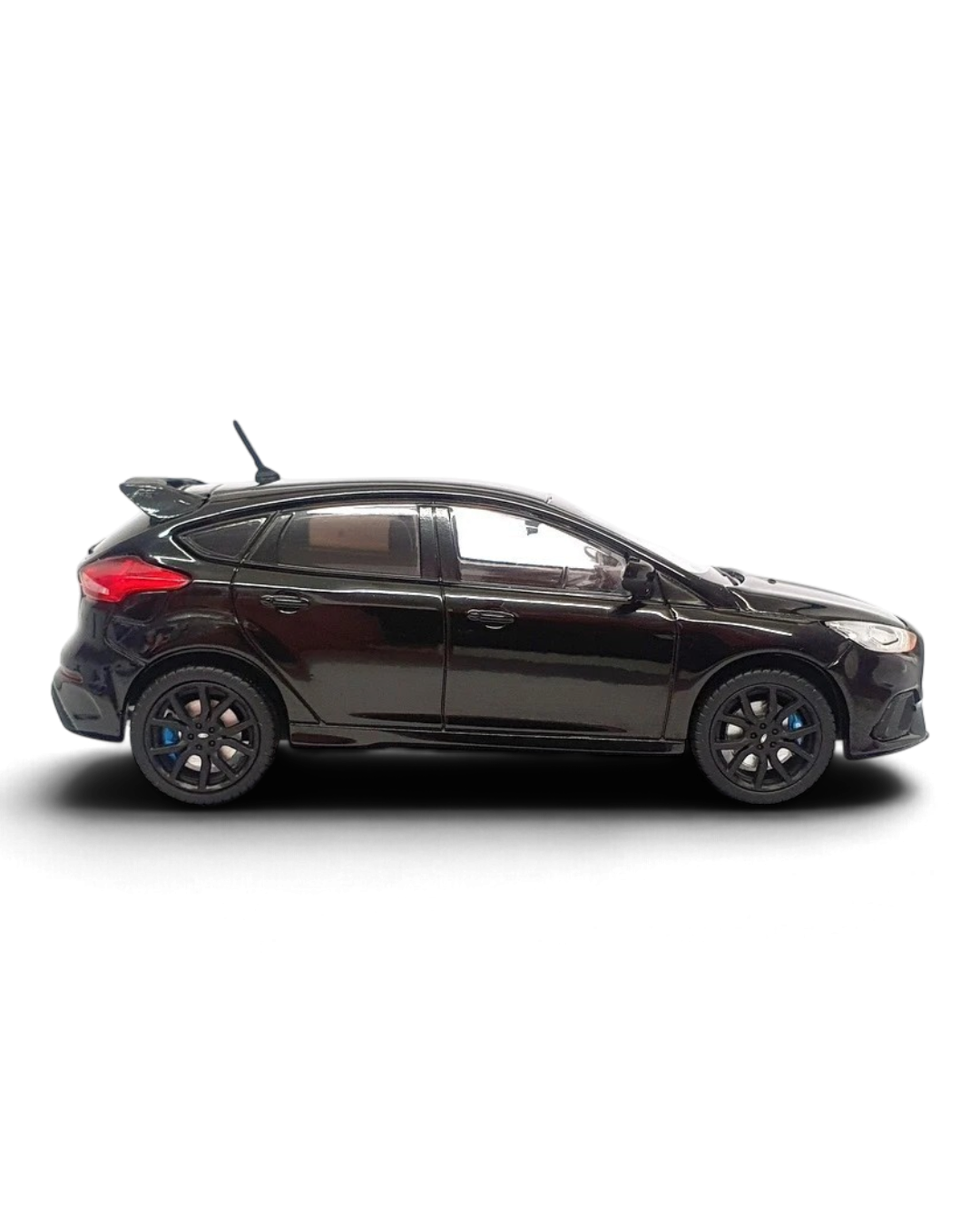 VaultifyUK Corgi Vanguards 1:43 scale Ford Focus Mk3 RS model in Shadow Black with black wheels and blue calipers.
