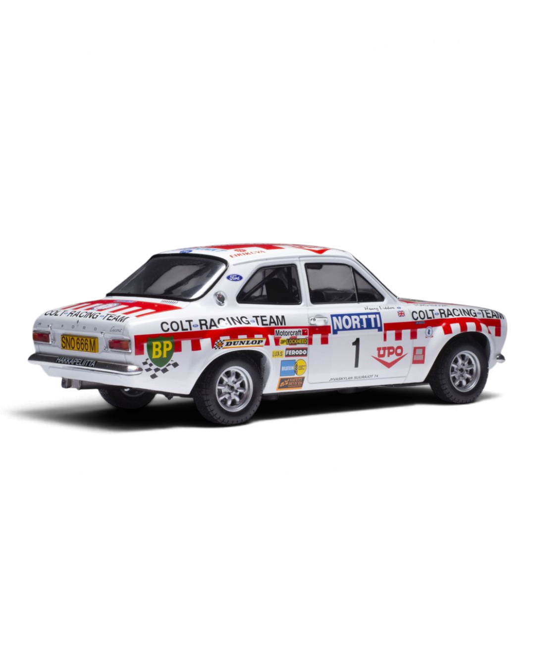 IXO 1:18 Ford Escort Mk1 RS1600 #1 Mäkinen/Liddon, 1974 1000 Lakes Rally, rear three-quarter view with BP decal