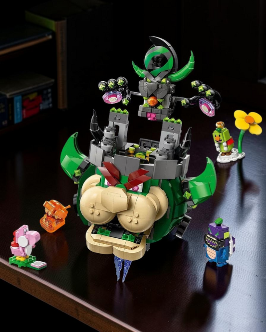 VaultifyUK LEGO Super Mario Castle Bowser set 72042 with 5 characters including Prince Florian and Pink Yoshi