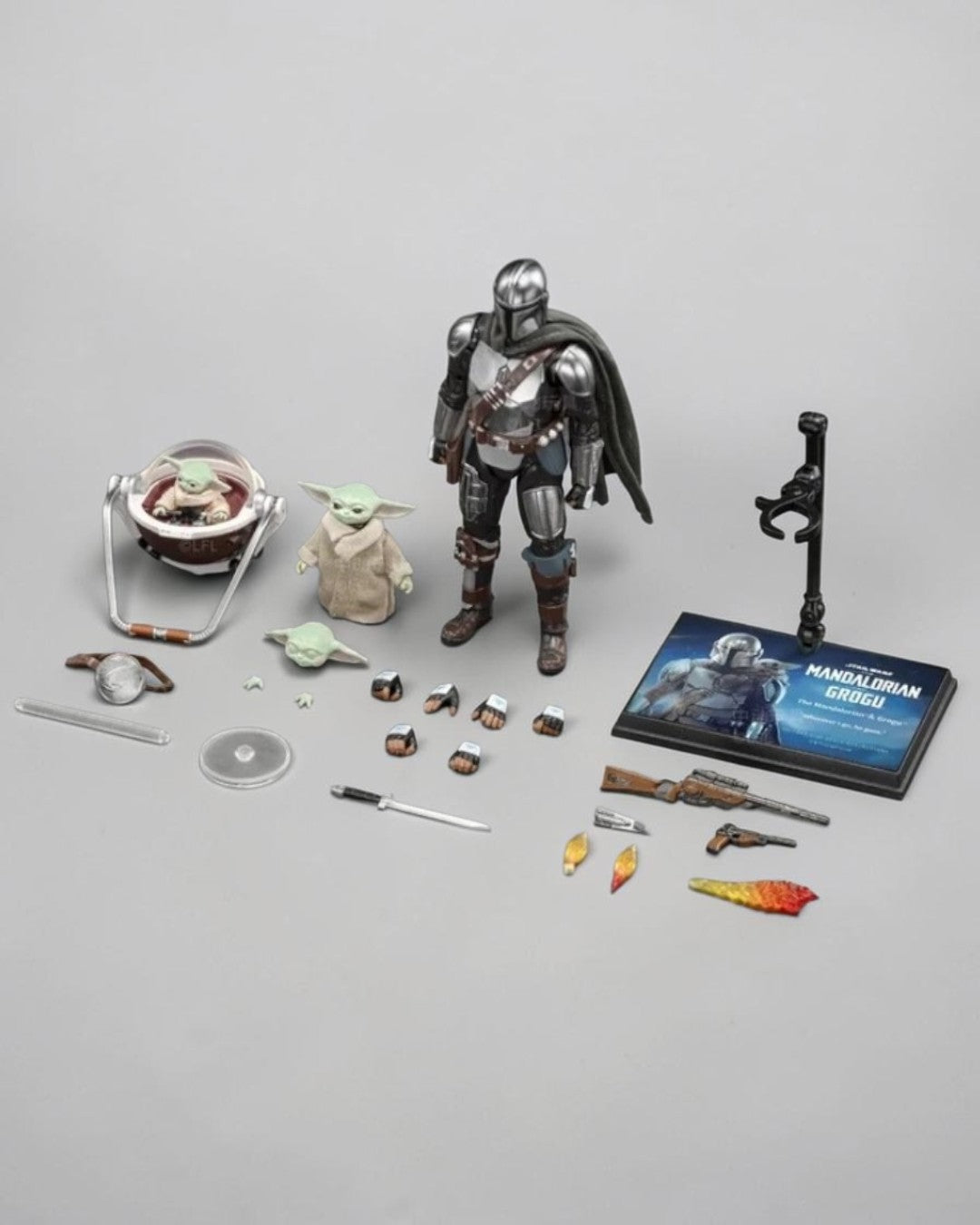 VaultifyUK ZD Toys Star Wars Mandalorian and Grogu 1/10 scale action figure set with accessories and display stand