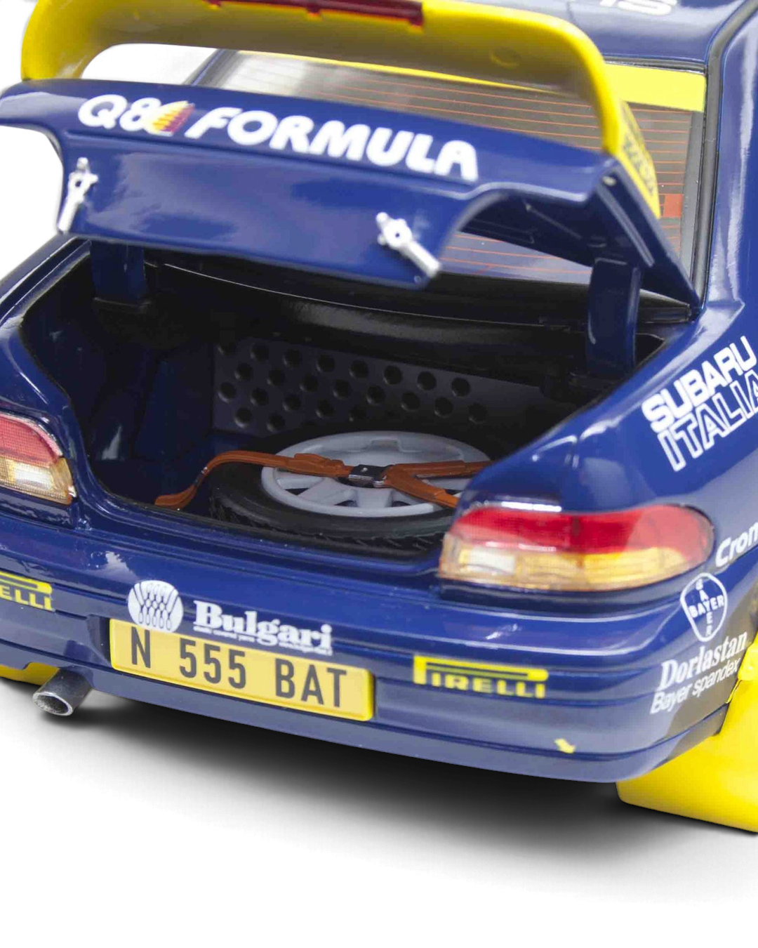Sunstar 1:18 Subaru Impreza 555 #1 Dallavilla/Fappani with boot open showing the spare wheel